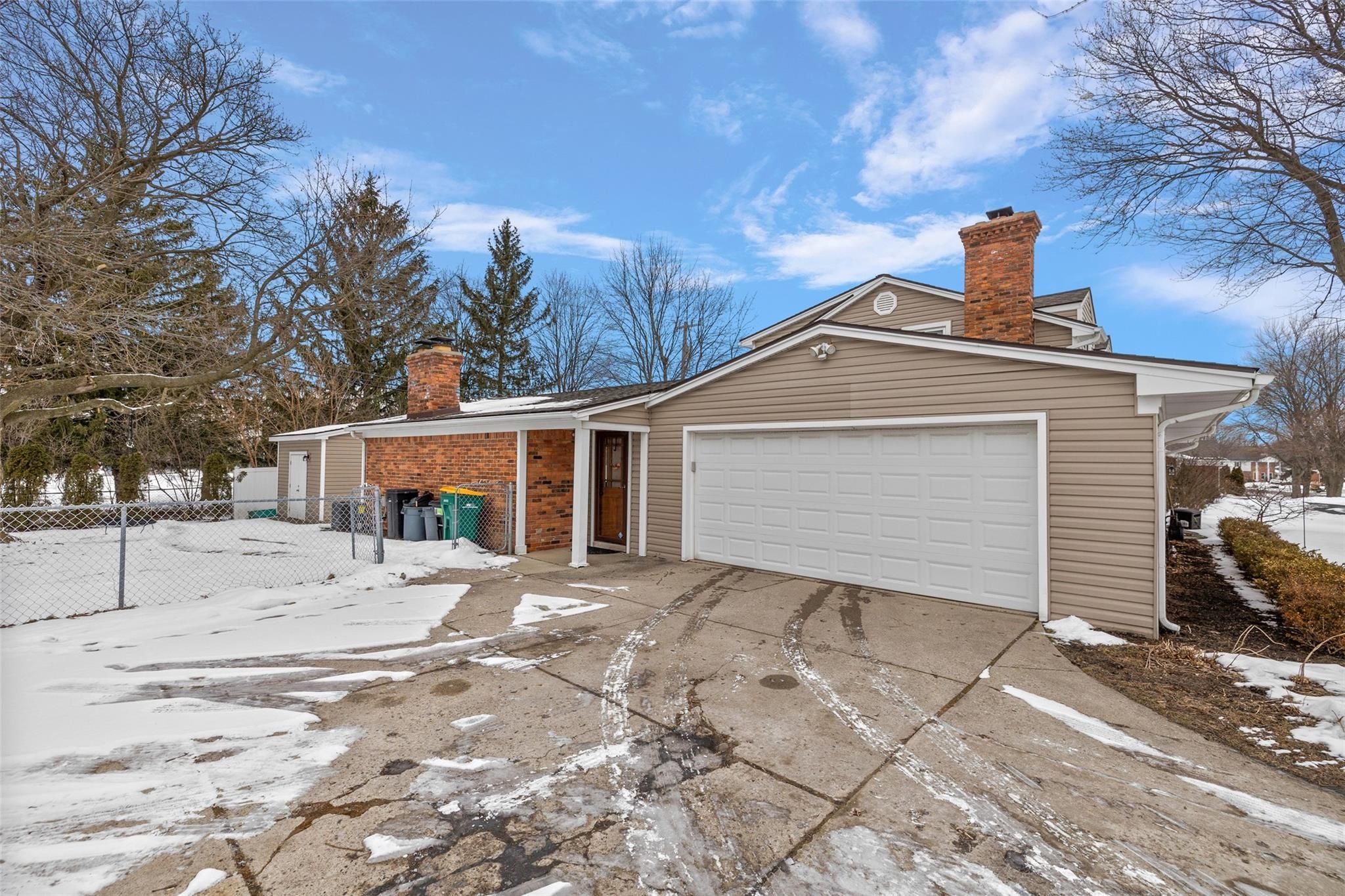 27815 KENDALLWOOD Drive