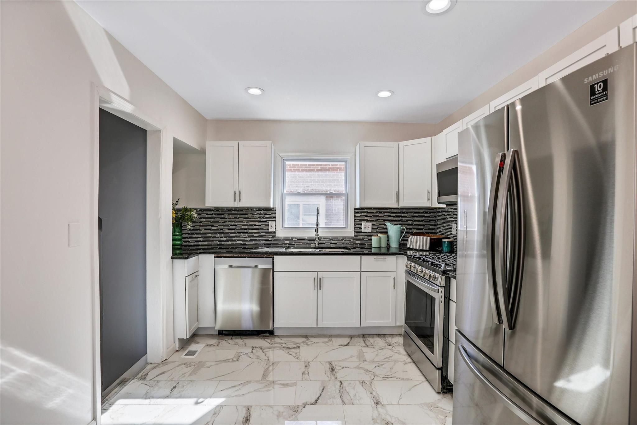 4417 DEVONSHIRE Road