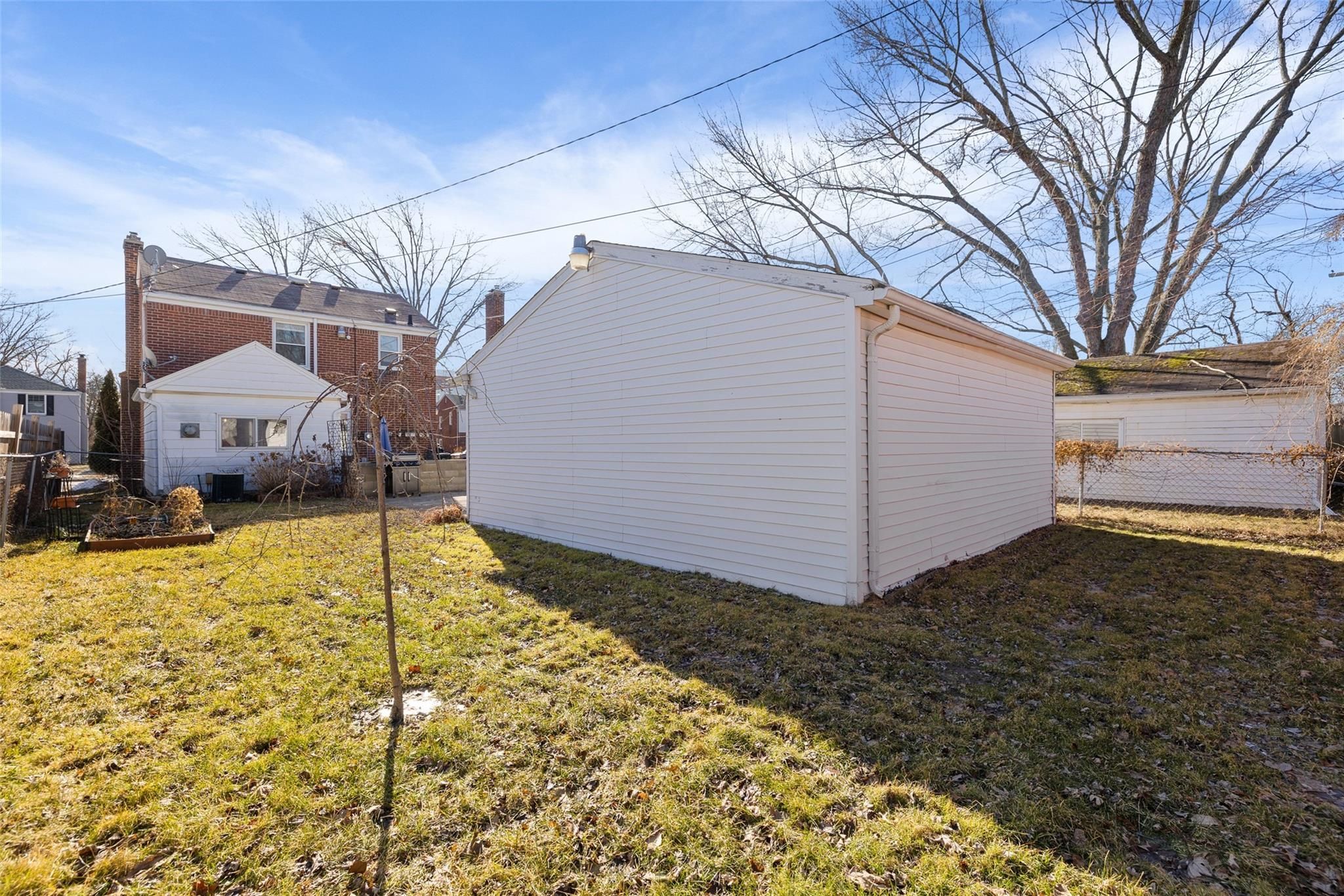 19217 LINVILLE Street