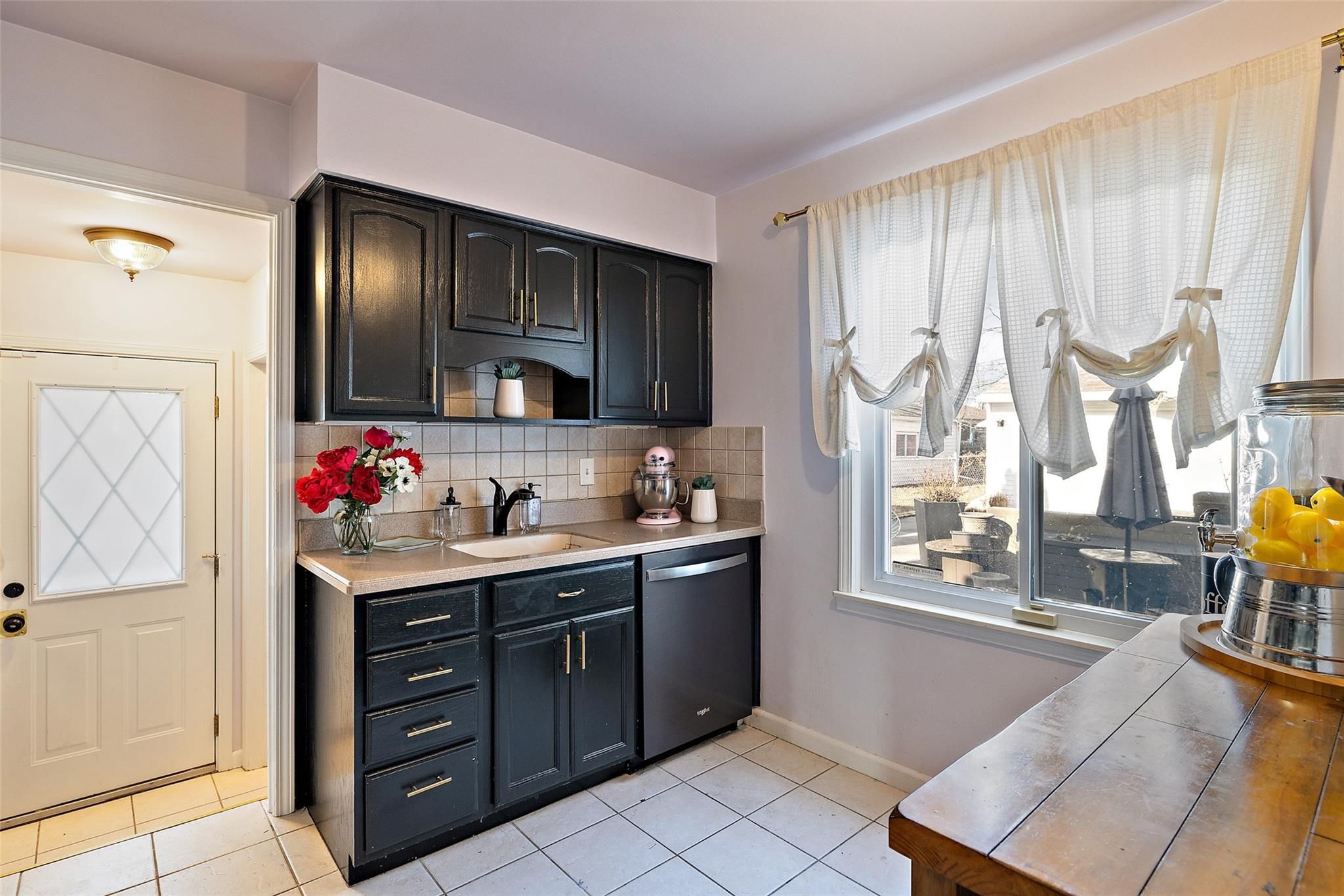 19217 LINVILLE Street