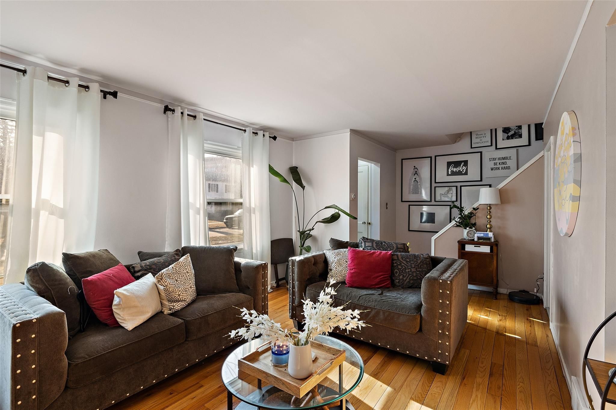 19217 LINVILLE Street