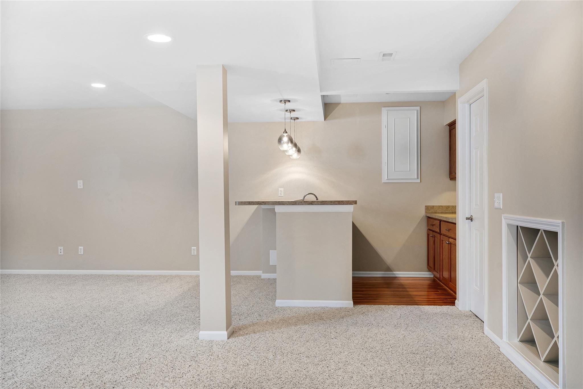 24271 HEATHERWOOD Drive