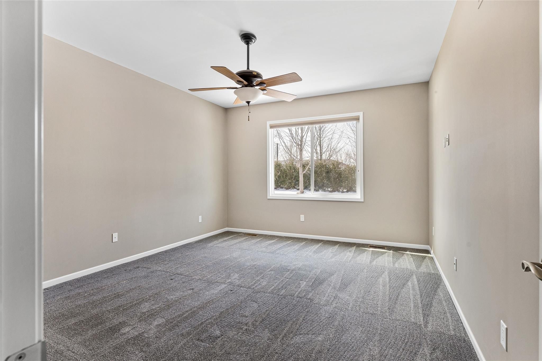 24271 HEATHERWOOD Drive