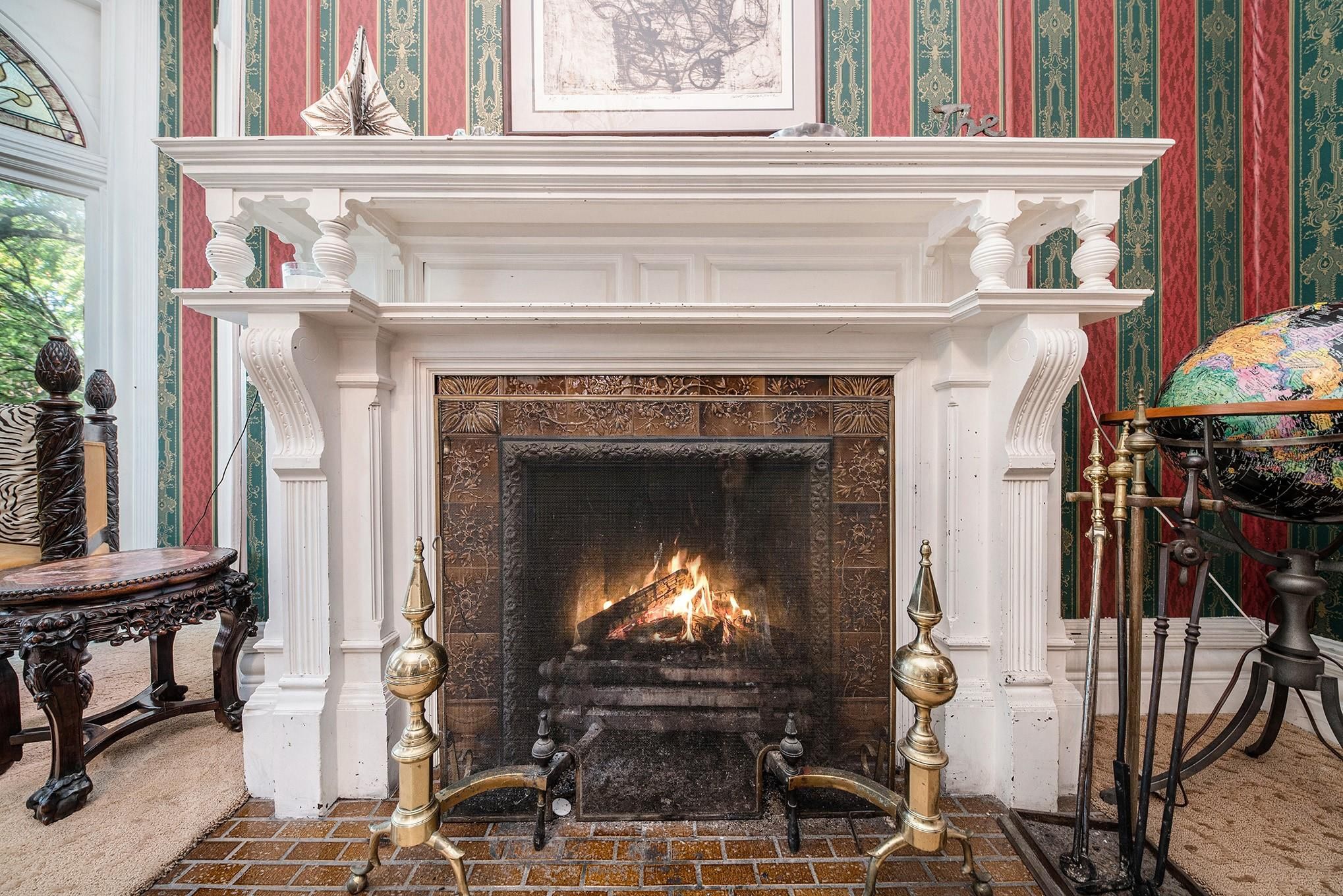 669 W CANFIELD Street