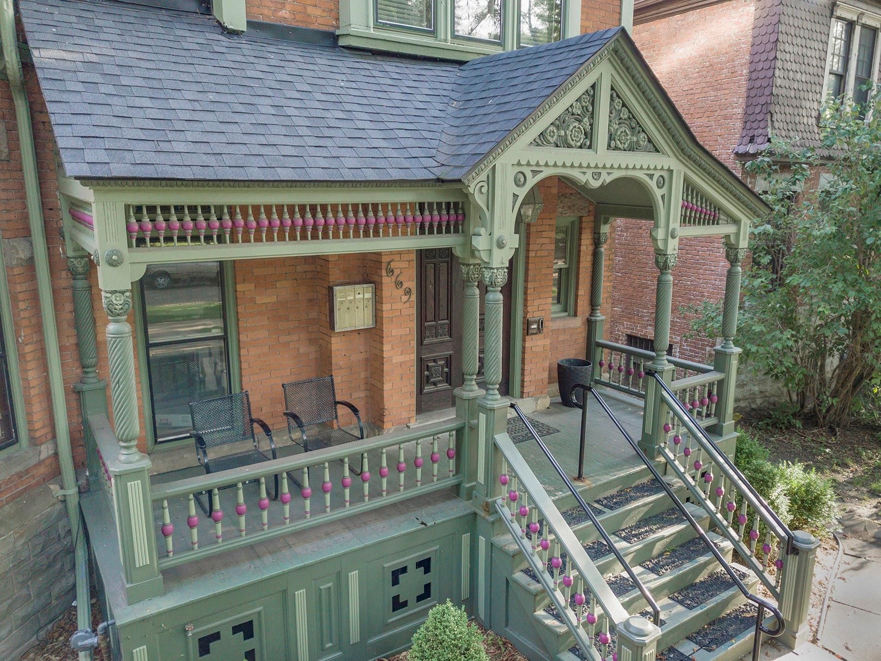 669 W CANFIELD Street