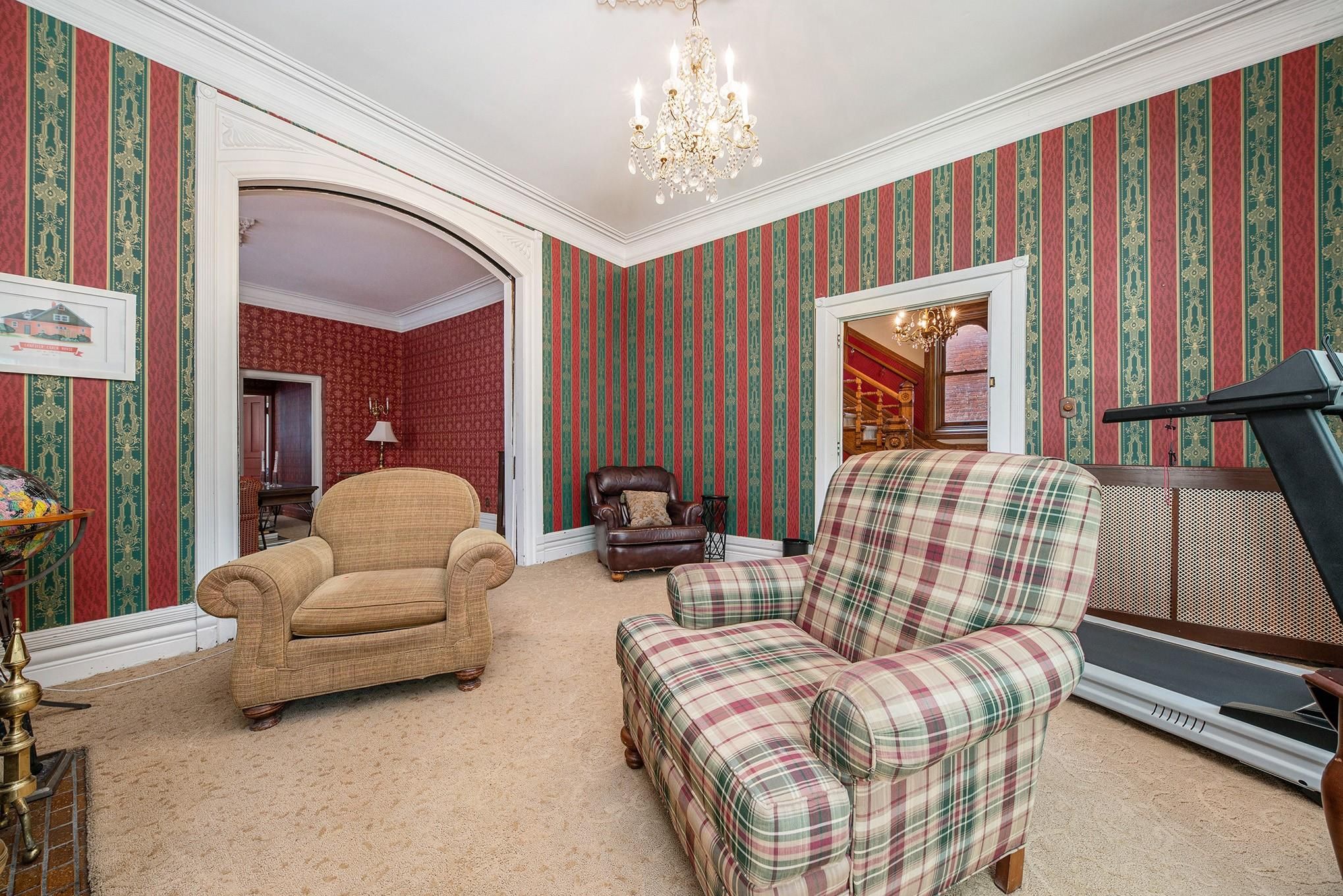 669 W CANFIELD Street