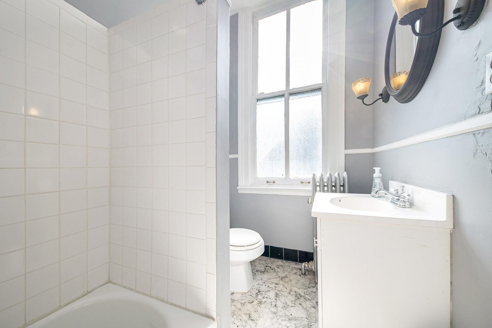 669 W CANFIELD Street