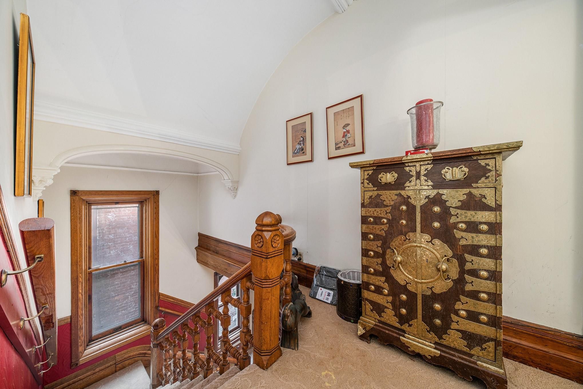 669 W CANFIELD Street