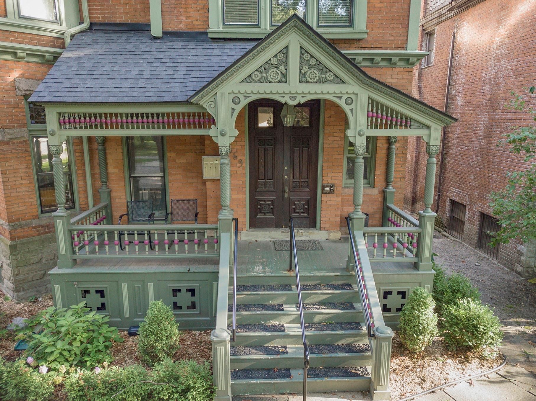 669 W CANFIELD Street