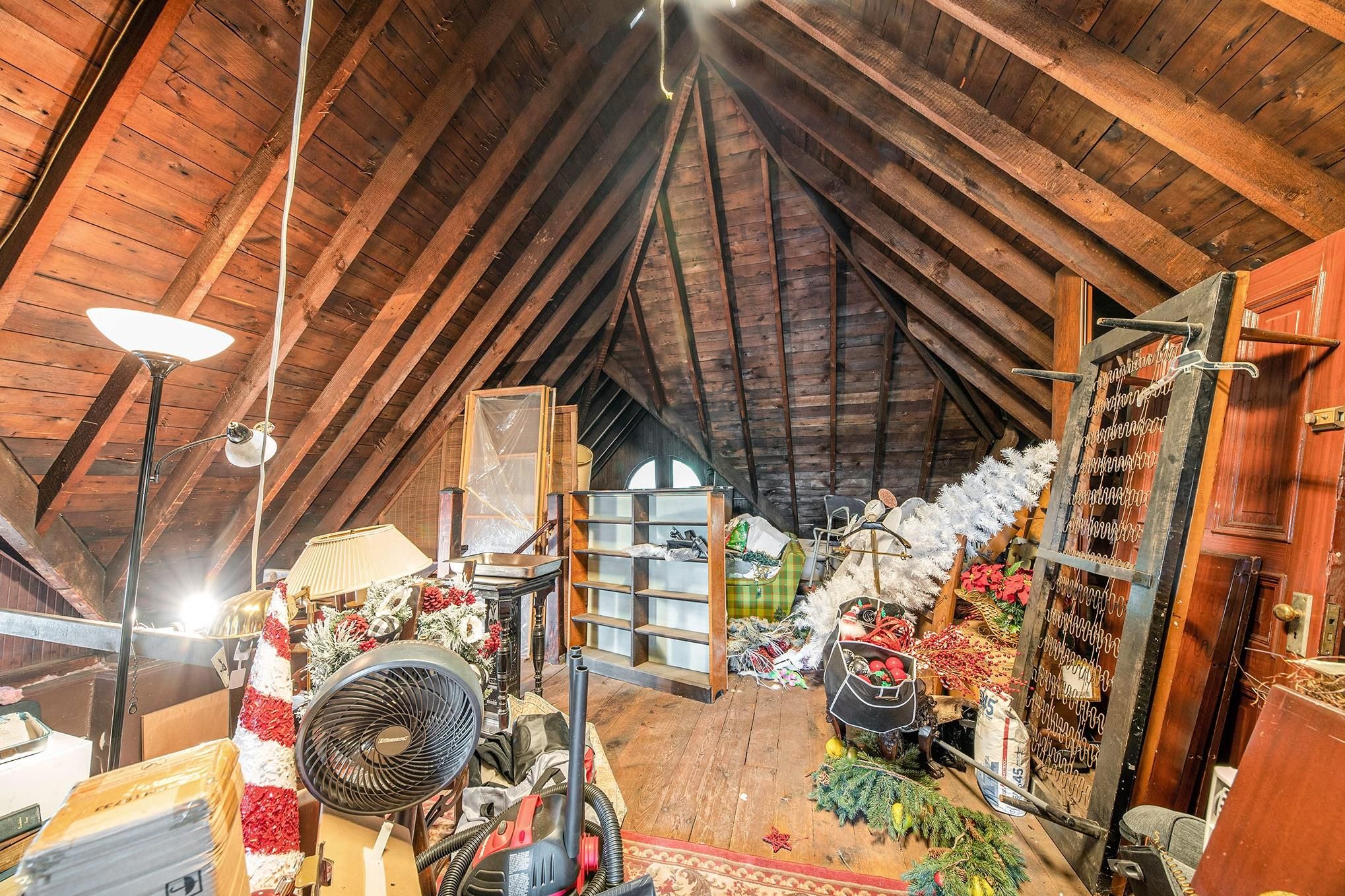 669 W CANFIELD Street