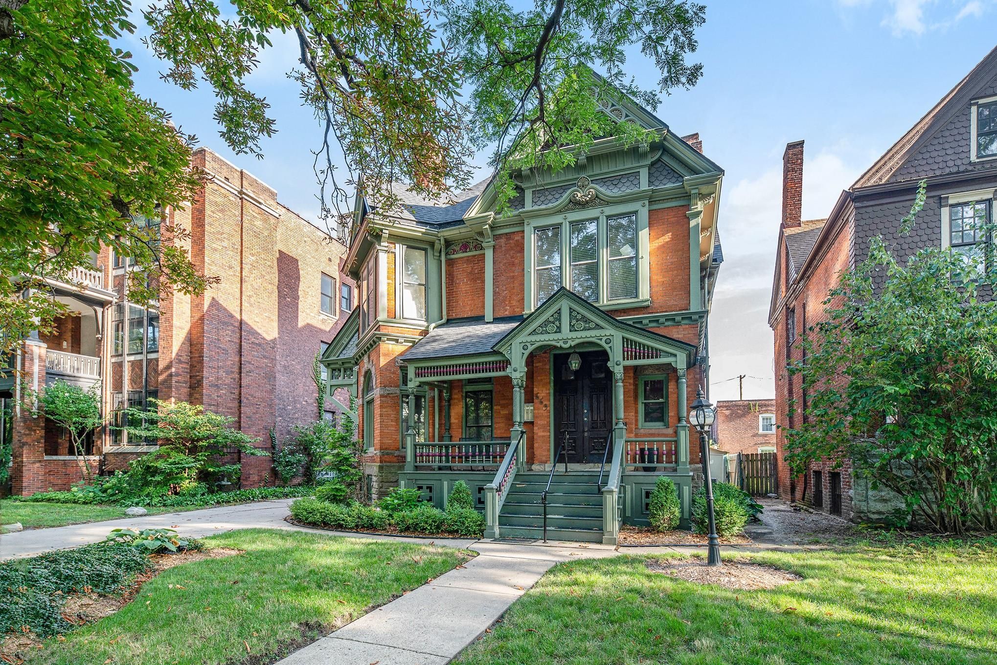 669 W CANFIELD Street