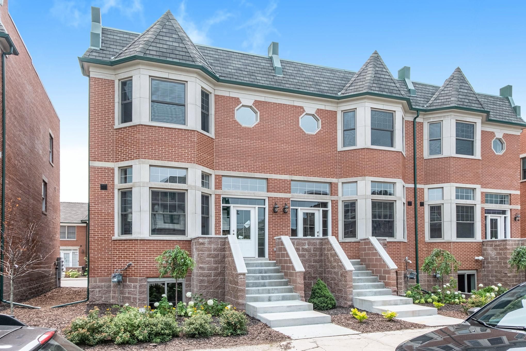 228 Erskine Street Unit: 21