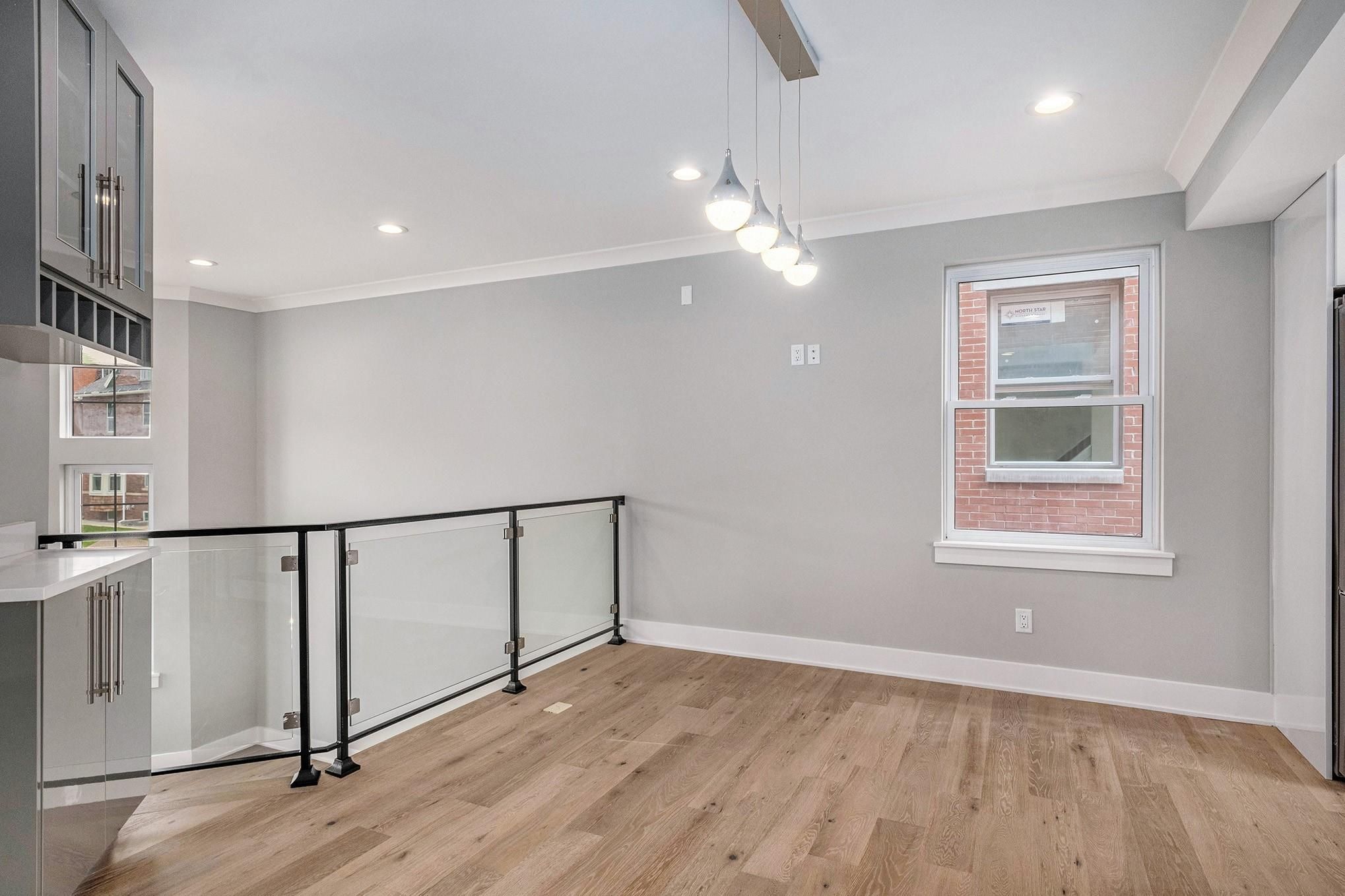 228 Erskine Street Unit: 21