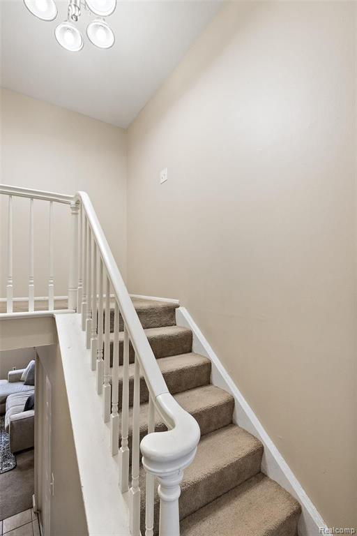 20225 WESTHAMPTON Avenue