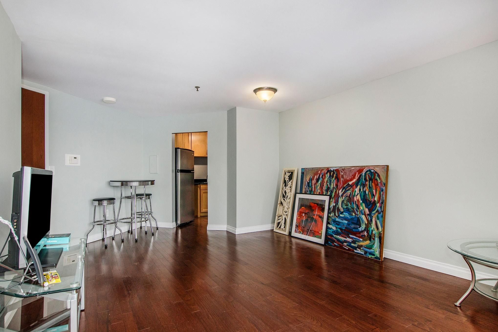 1001 W JEFFERSON AVE # 300/11G