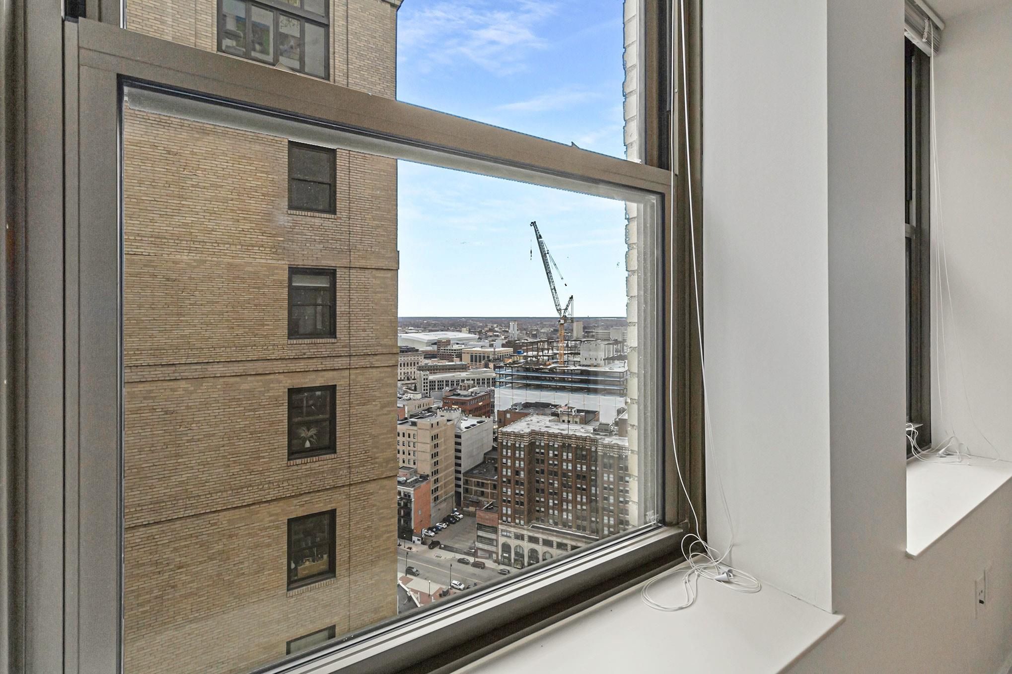 1135 SHELBY ST Unit: 2713