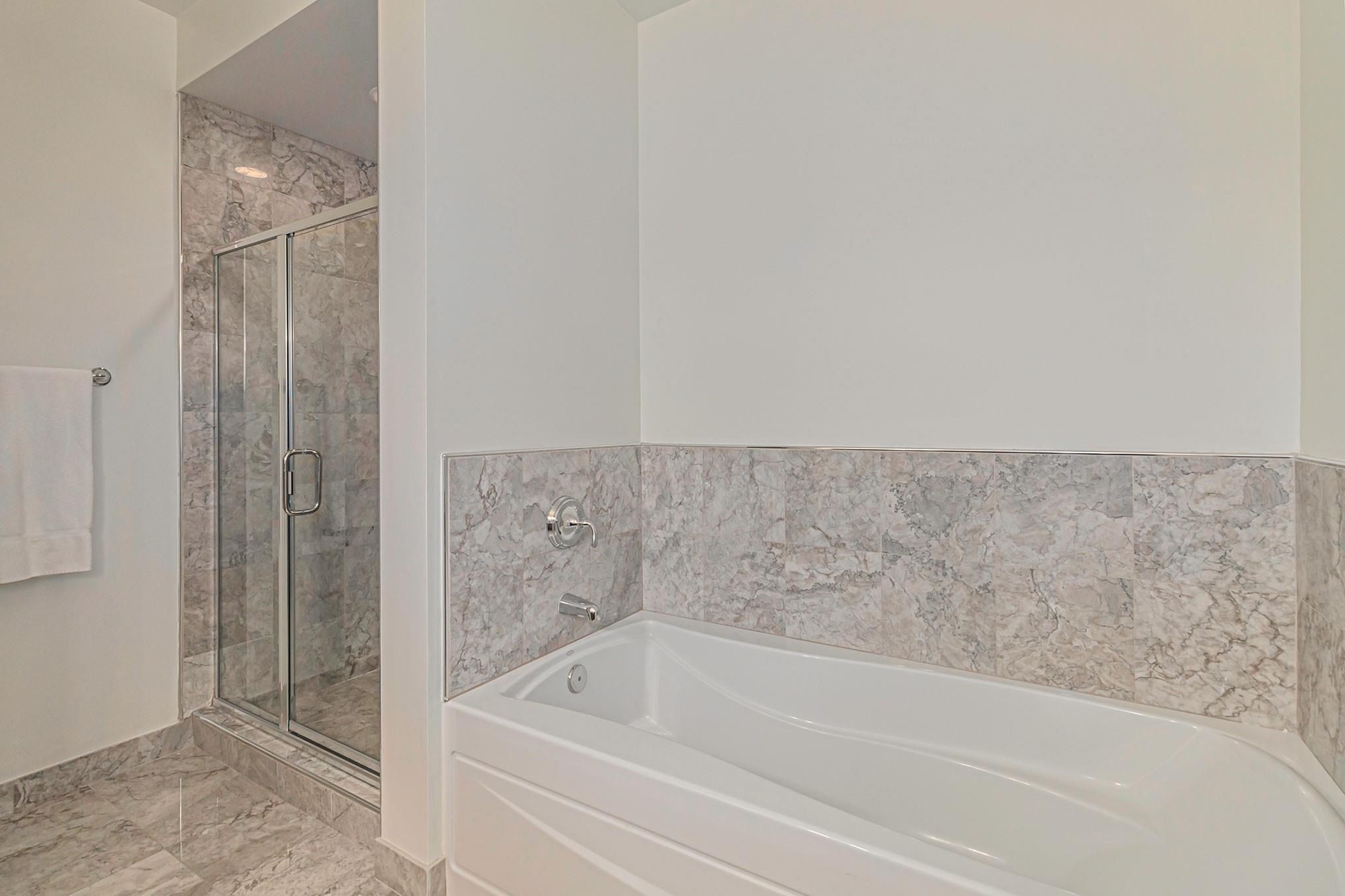 1135 SHELBY ST Unit: 2713