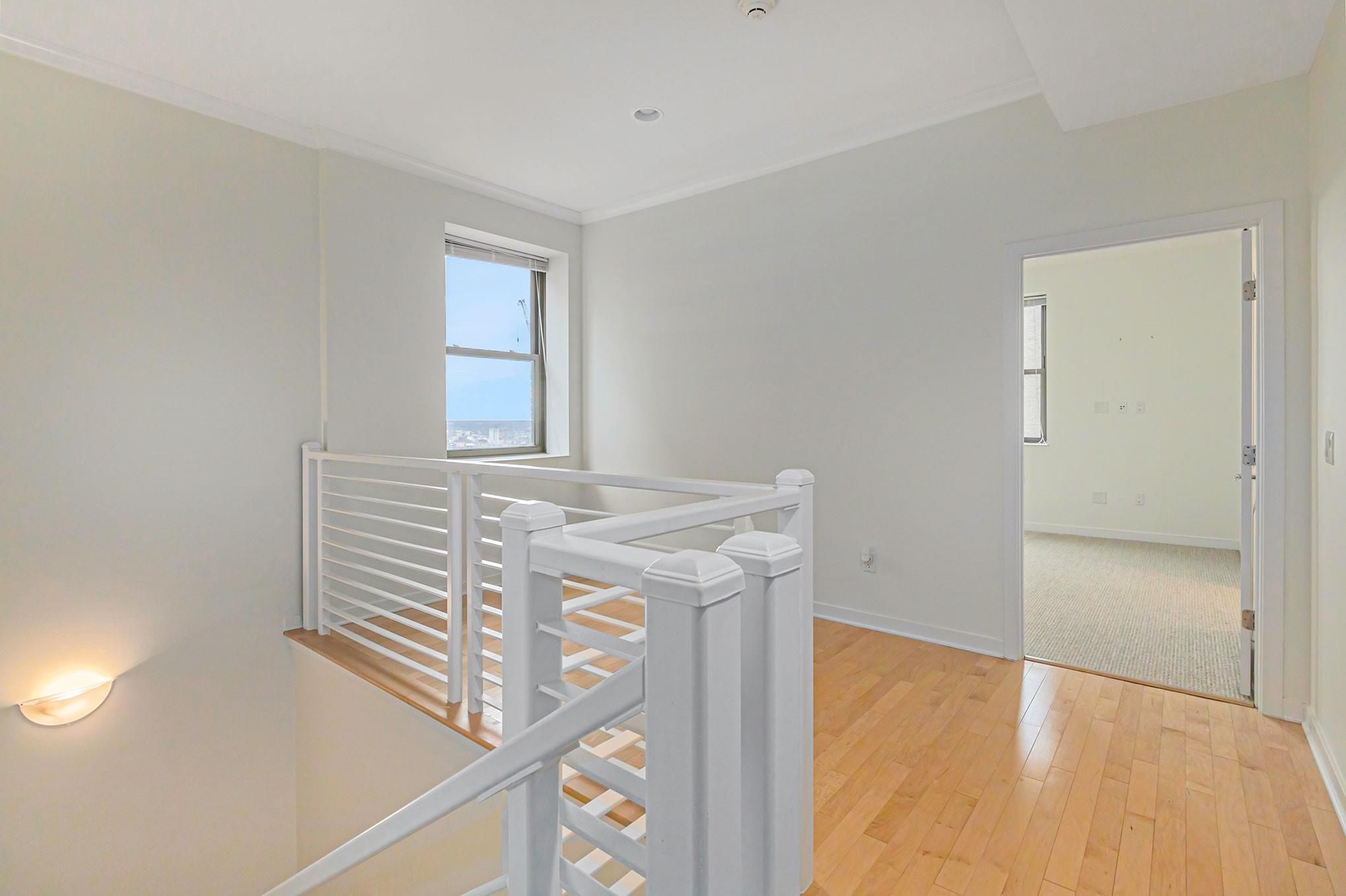 1135 SHELBY ST Unit: 2713