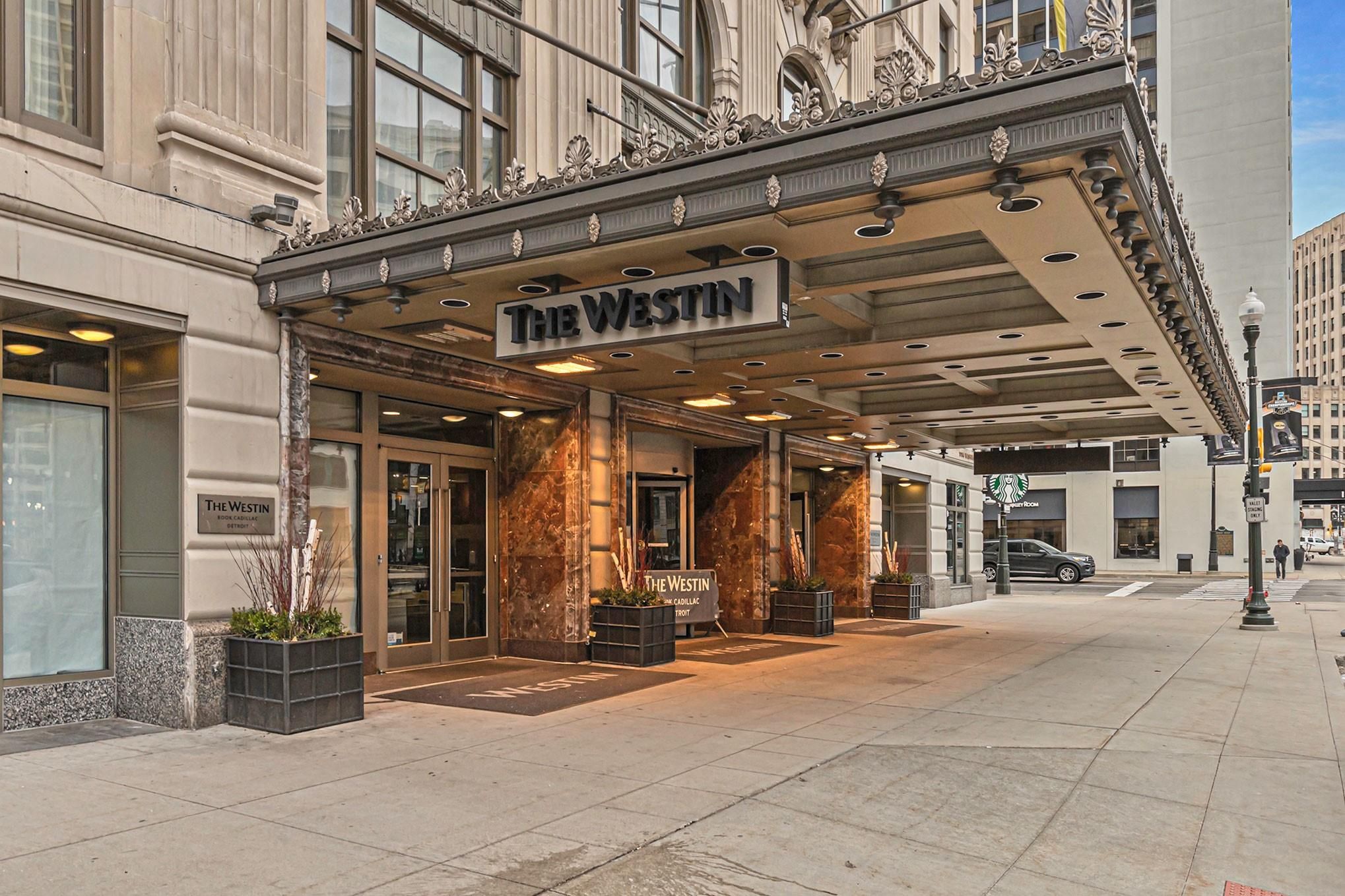 1135 SHELBY ST Unit: 2713