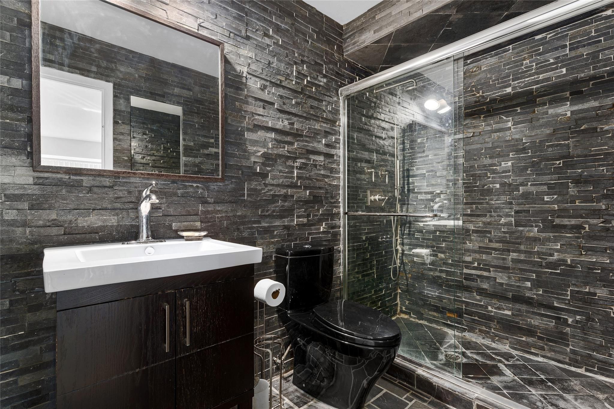 1001 W JEFFERSON AVE # 300/21J