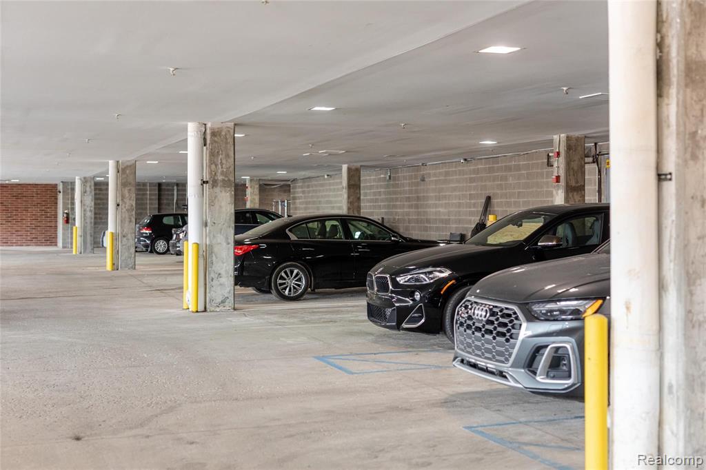 211 E 9 MILE RD UNIT 312