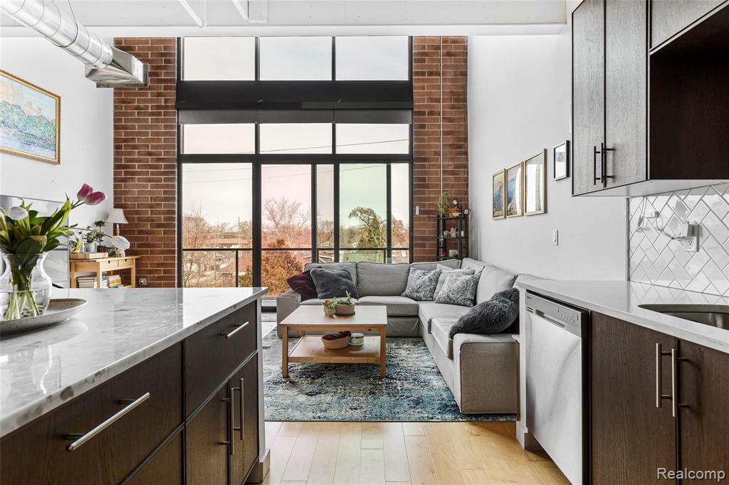 211 E 9 MILE RD UNIT 312