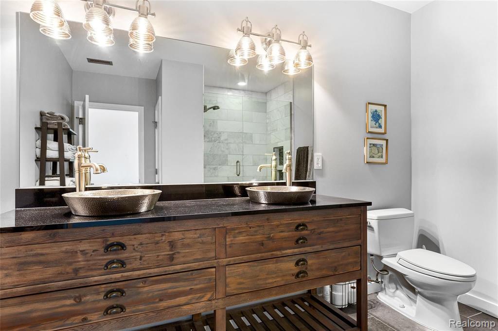 211 E 9 MILE RD UNIT 312