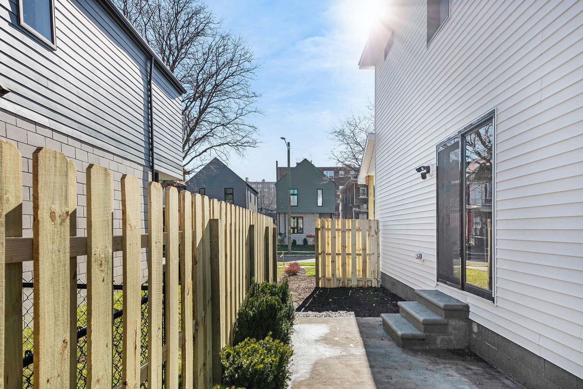 55 MOUNT VERNON Street