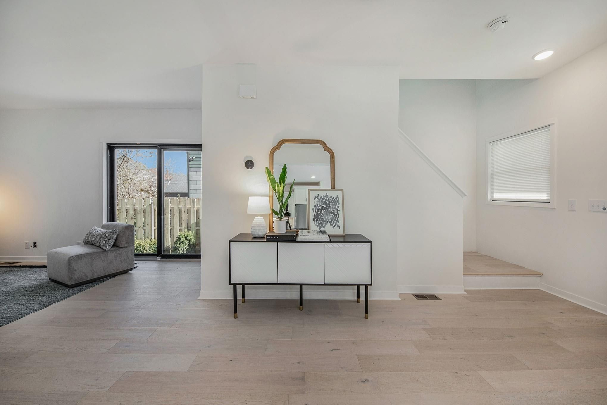 55 MOUNT VERNON Street