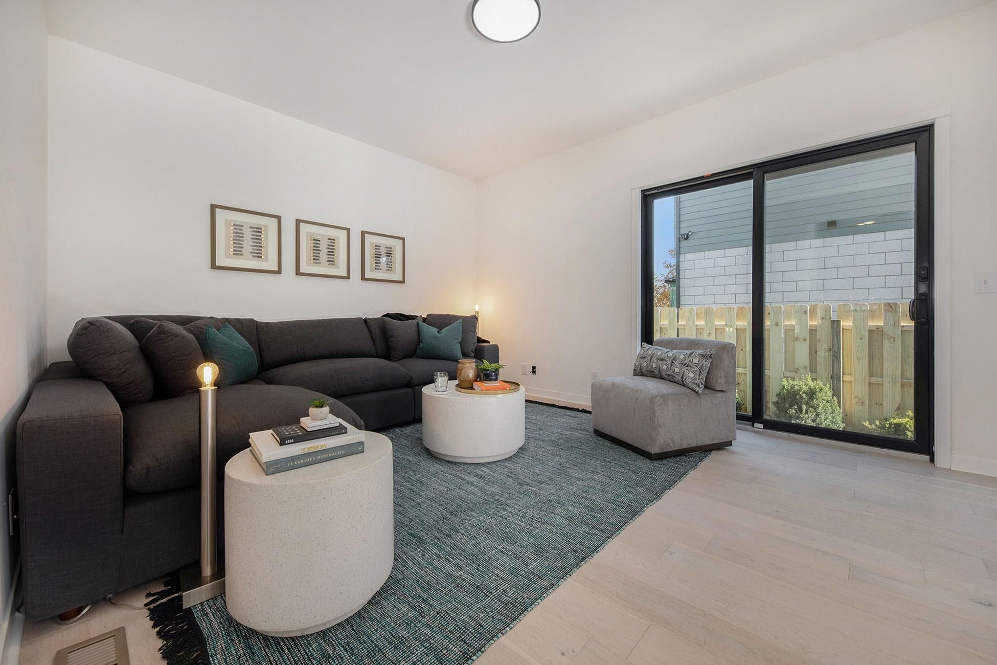 55 MOUNT VERNON Street