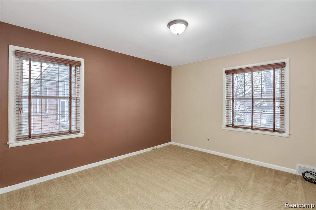 627 NOTRE DAME Street