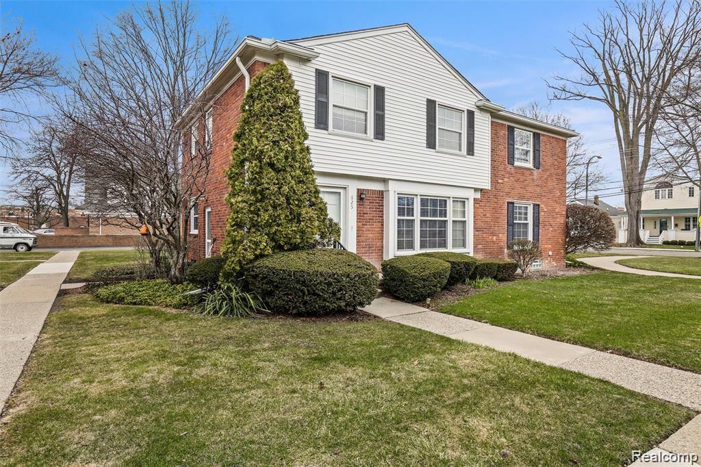 627 NOTRE DAME Street