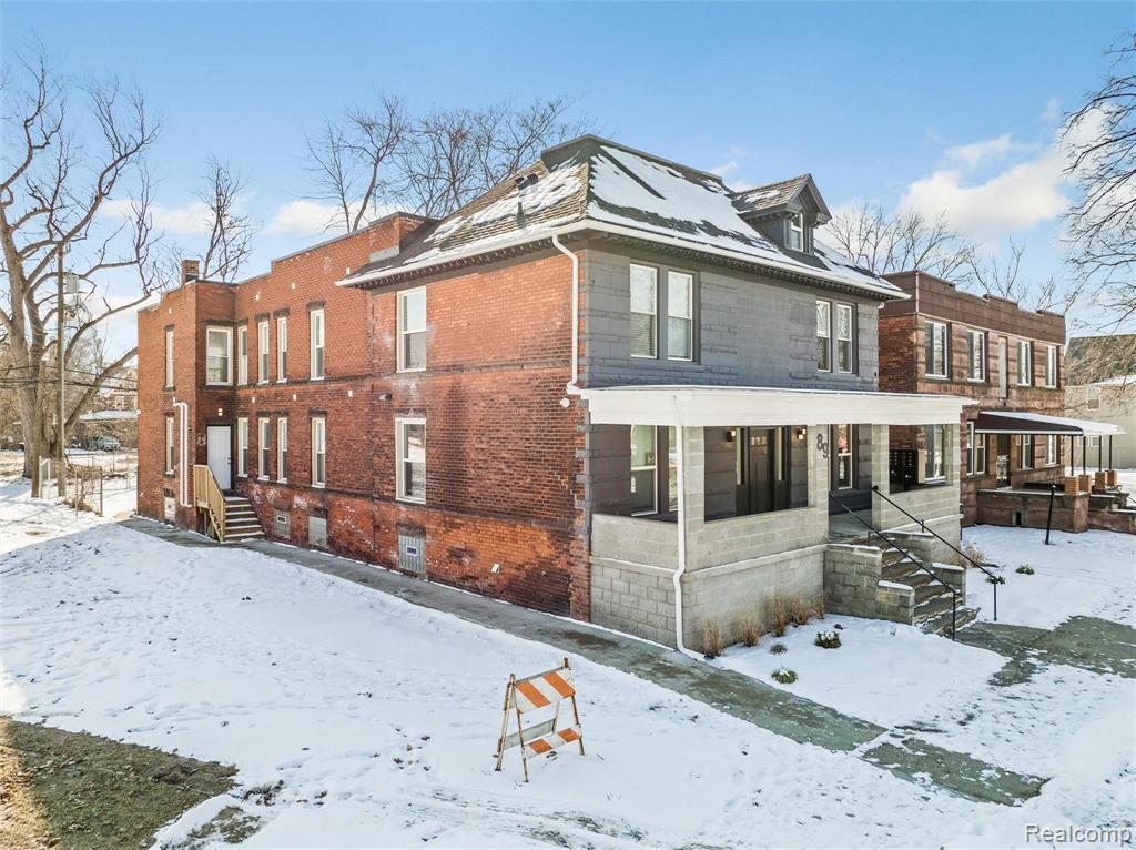 89 W Philadelphia Street Unit: 8