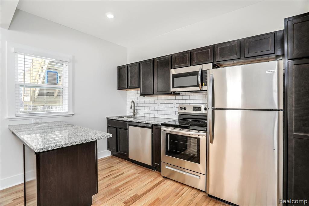 89 W Philadelphia Street Unit: 8