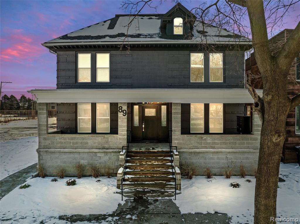 89 W Philadelphia Street Unit: 8