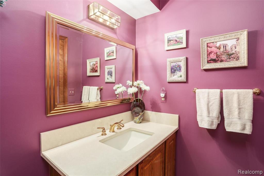 45554 Freemont Drive