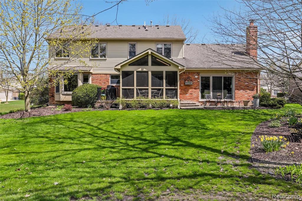 45554 Freemont Drive