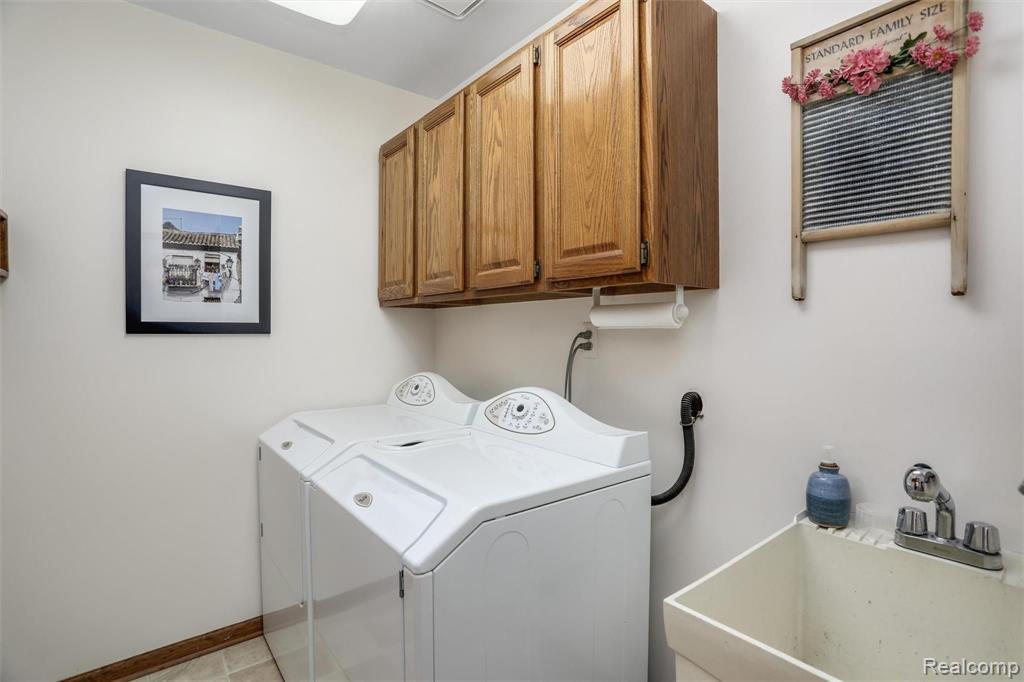 45554 Freemont Drive