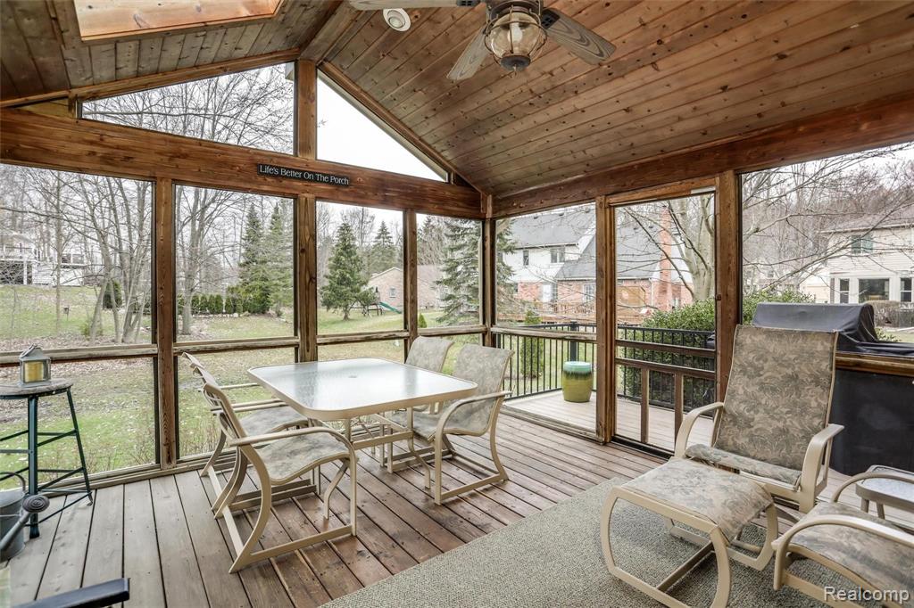 45554 Freemont Drive