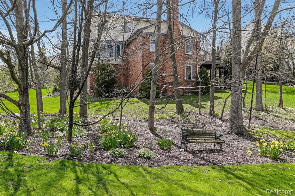 45554 Freemont Drive