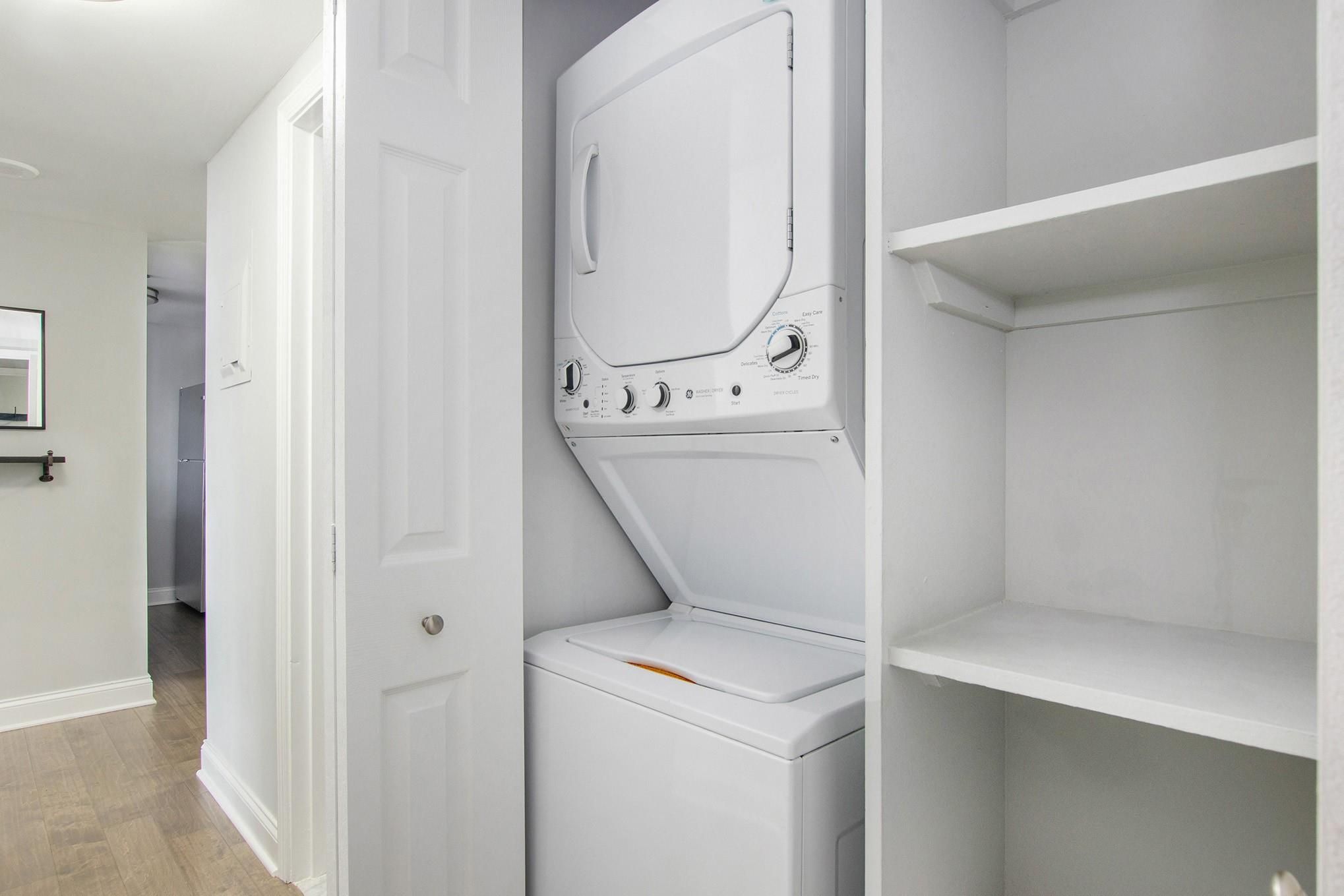 250 E HARBORTOWN DR # 79/805