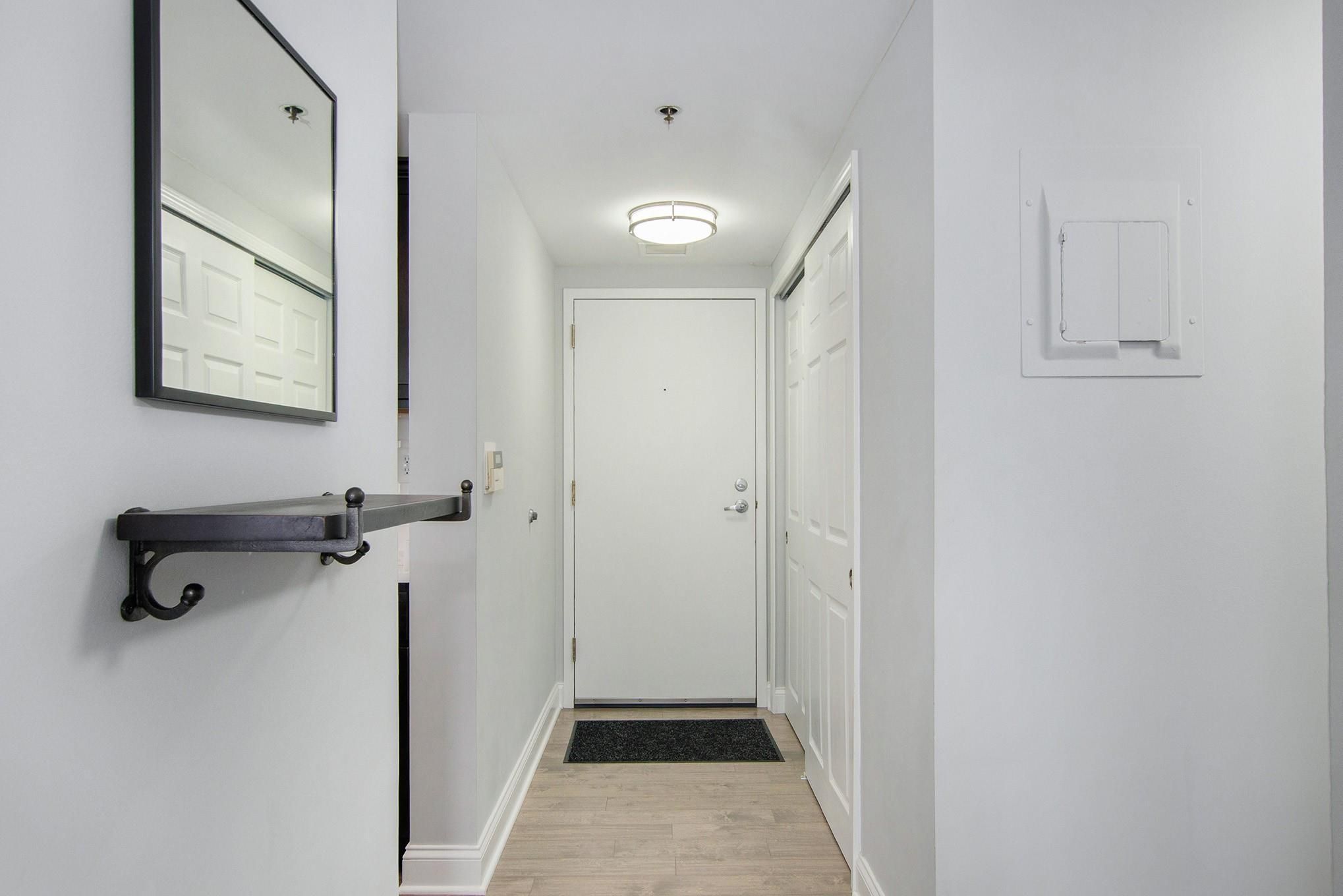 250 E HARBORTOWN DR # 79/805