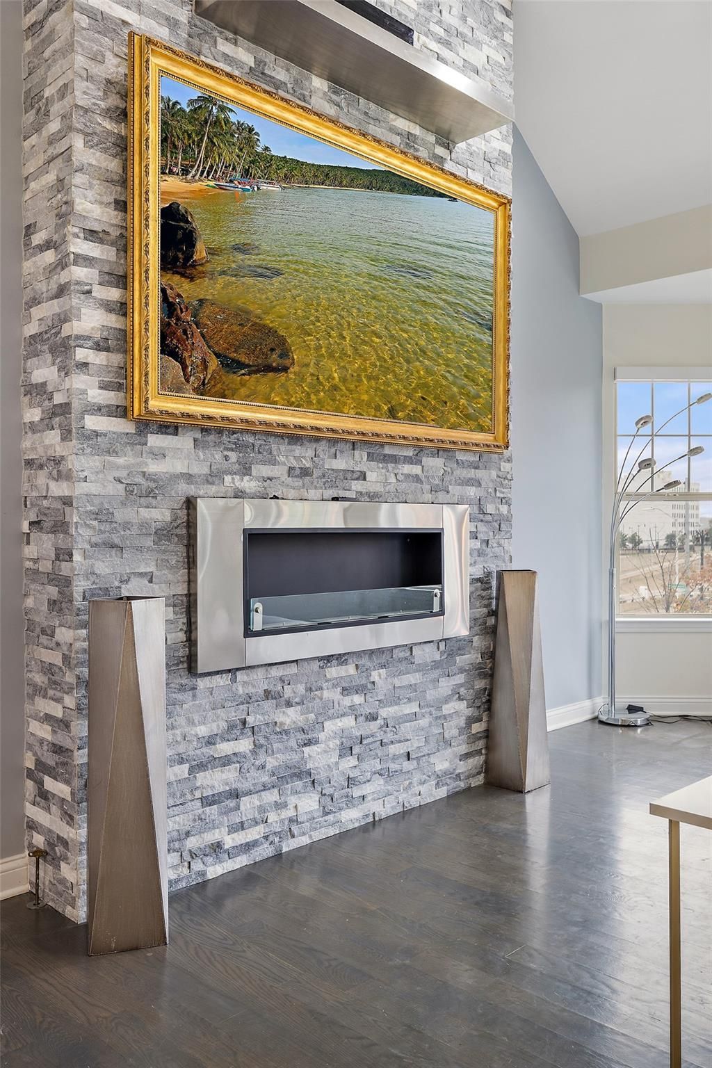 2452 WOODWARD AVE # 6/1