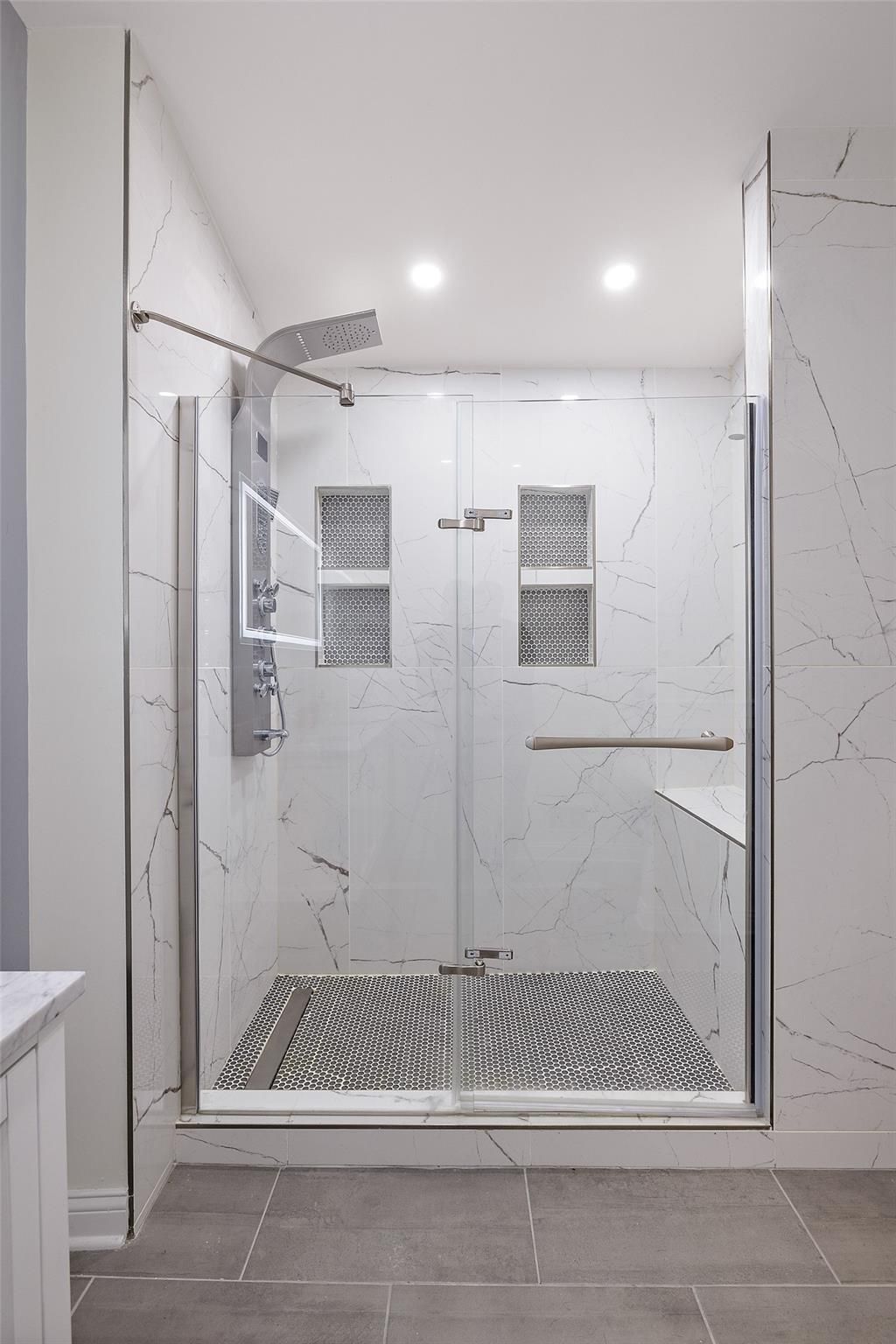 2452 WOODWARD AVE # 6/1