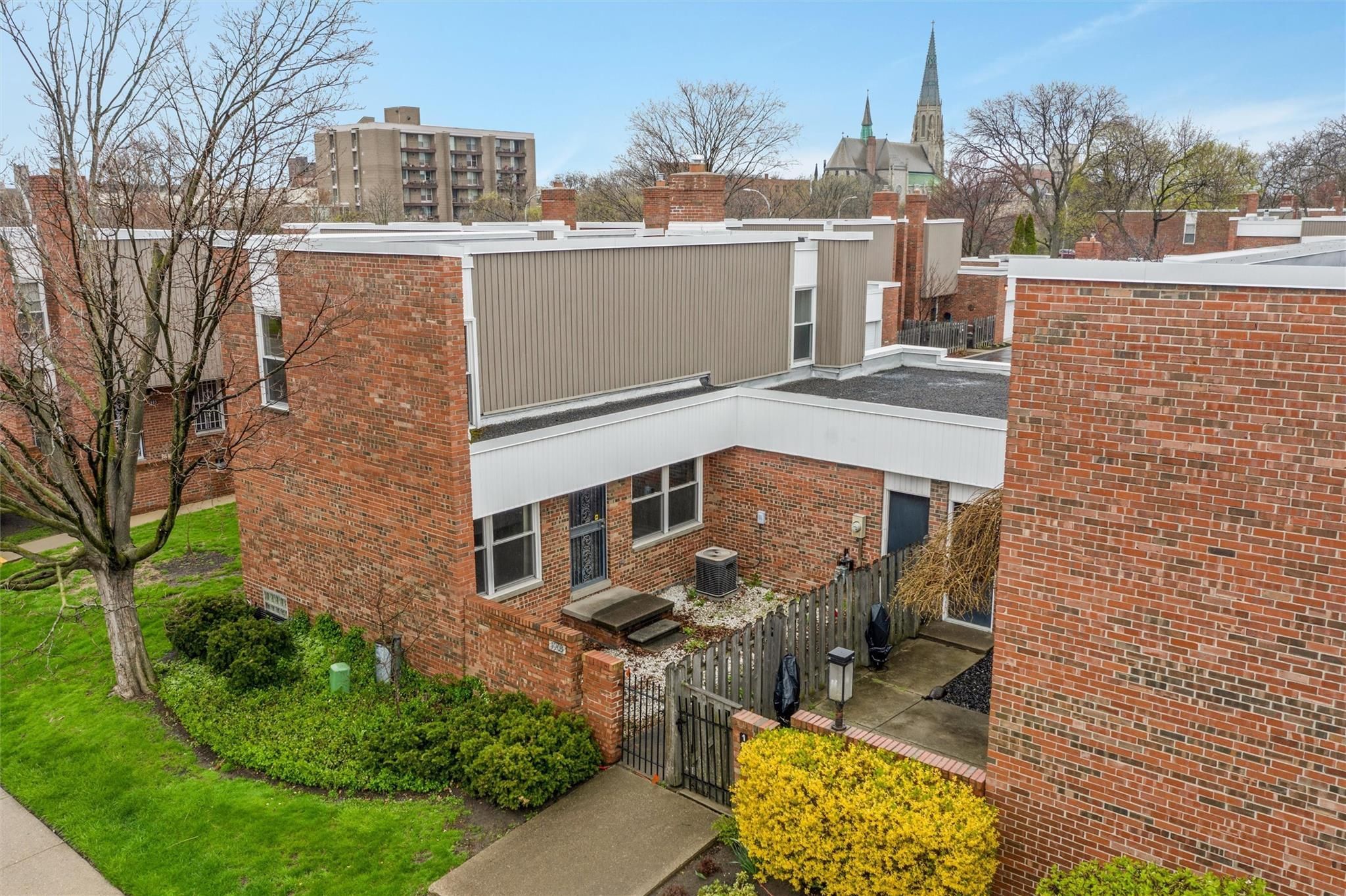 1903 Hyde Park Drive