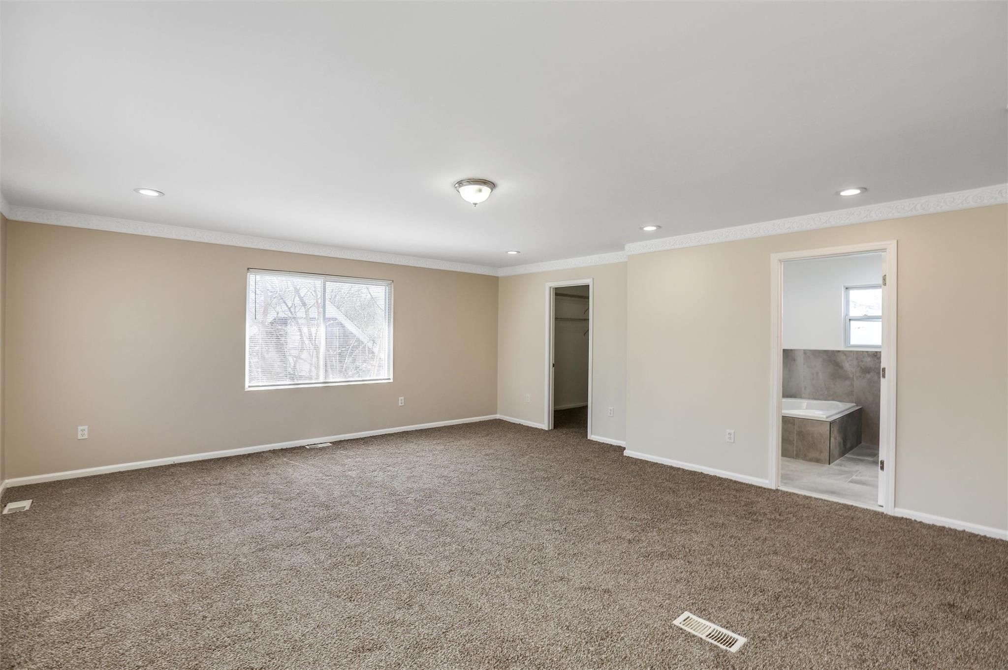 4613 GUILFORD Street