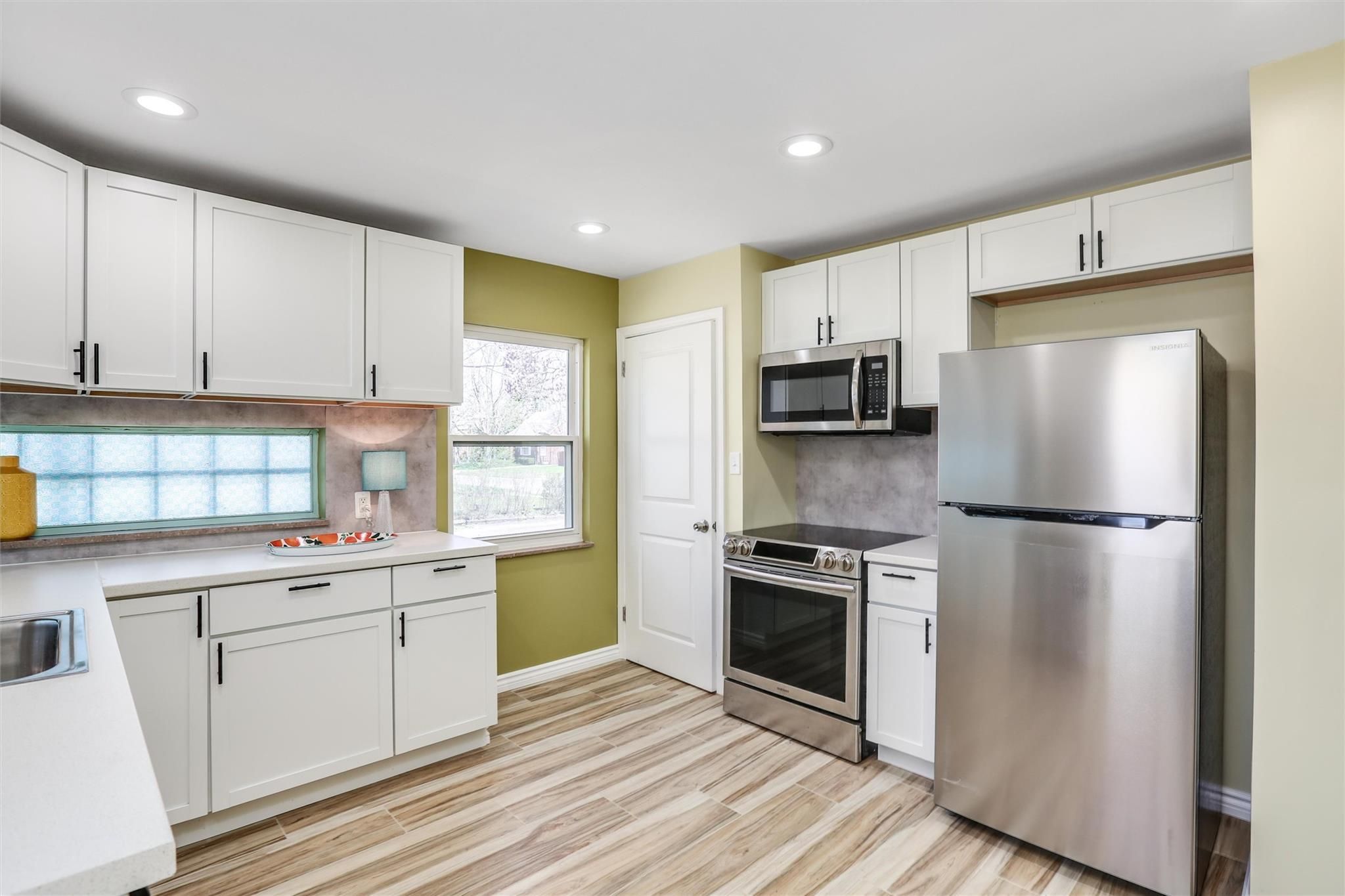 4613 GUILFORD Street