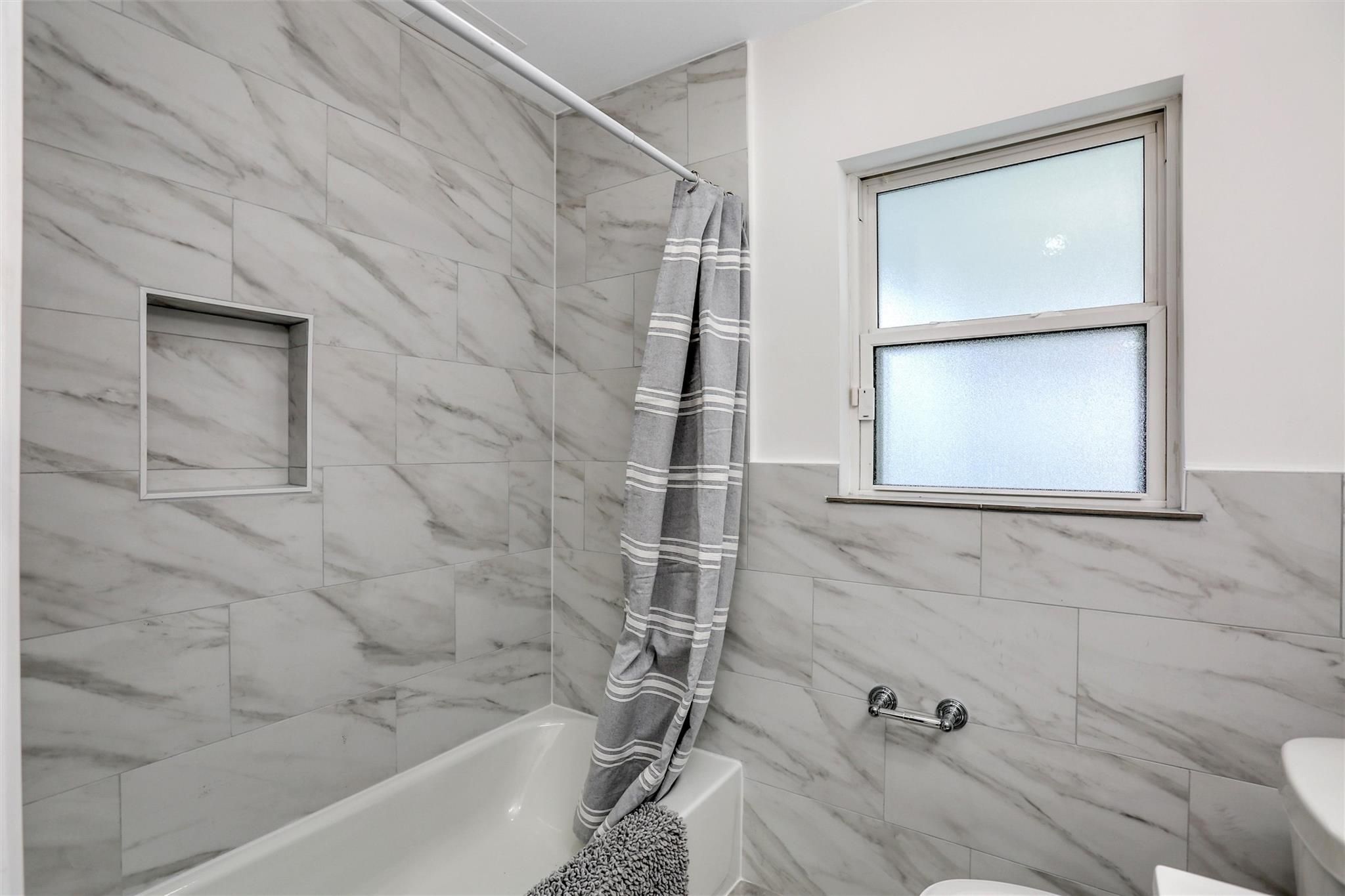 4613 GUILFORD Street