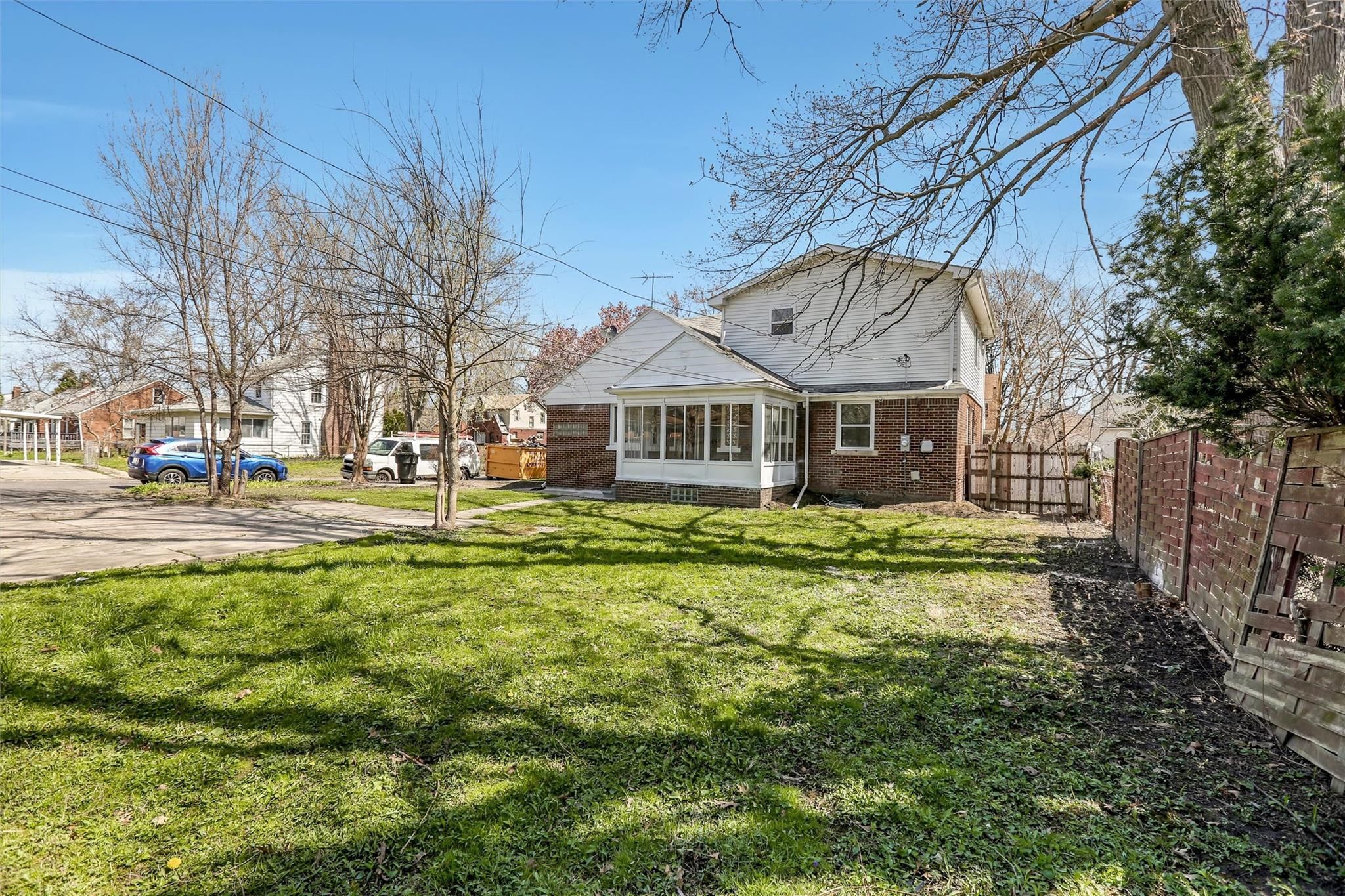 4613 GUILFORD Street