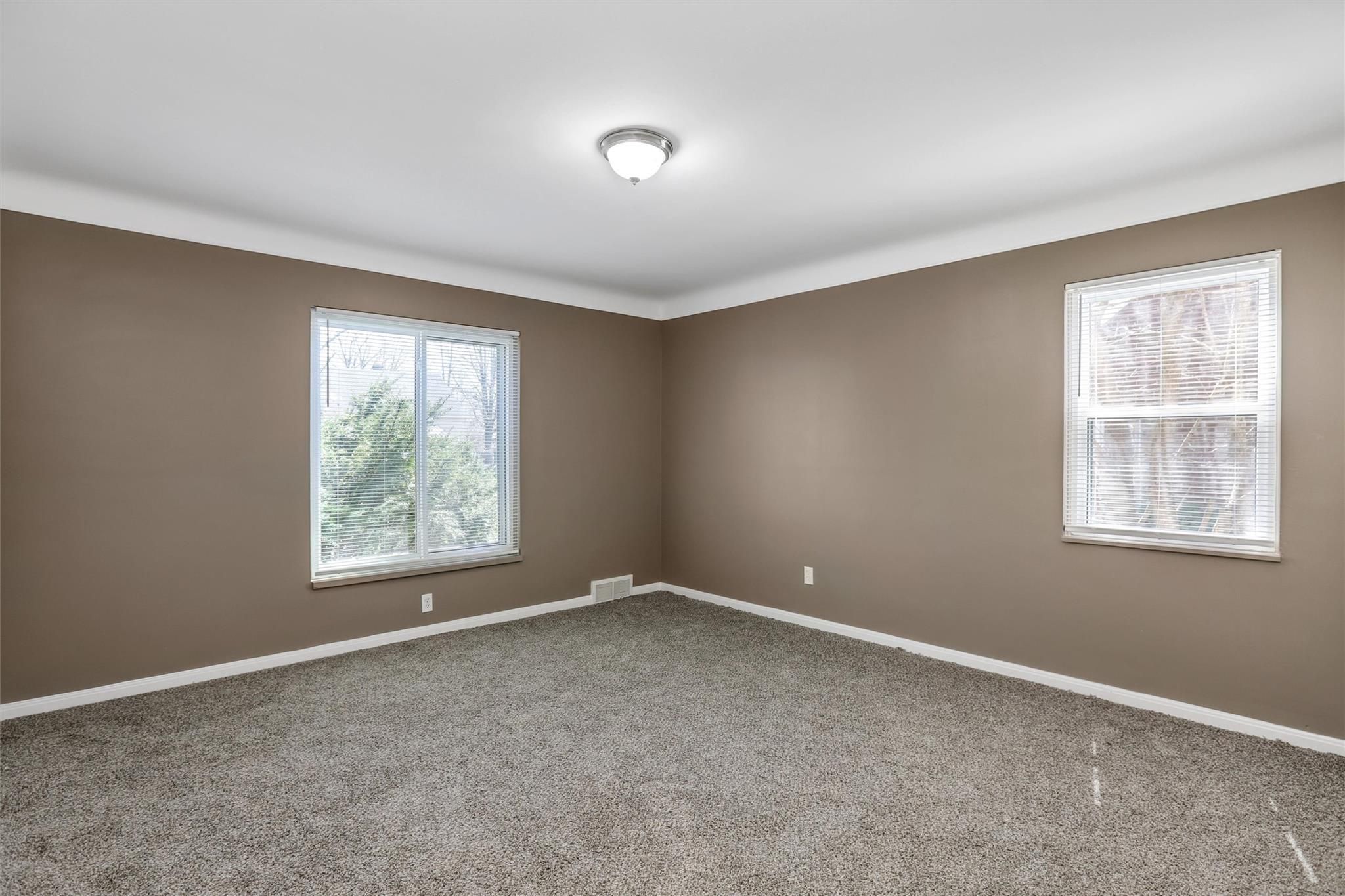 4613 GUILFORD Street